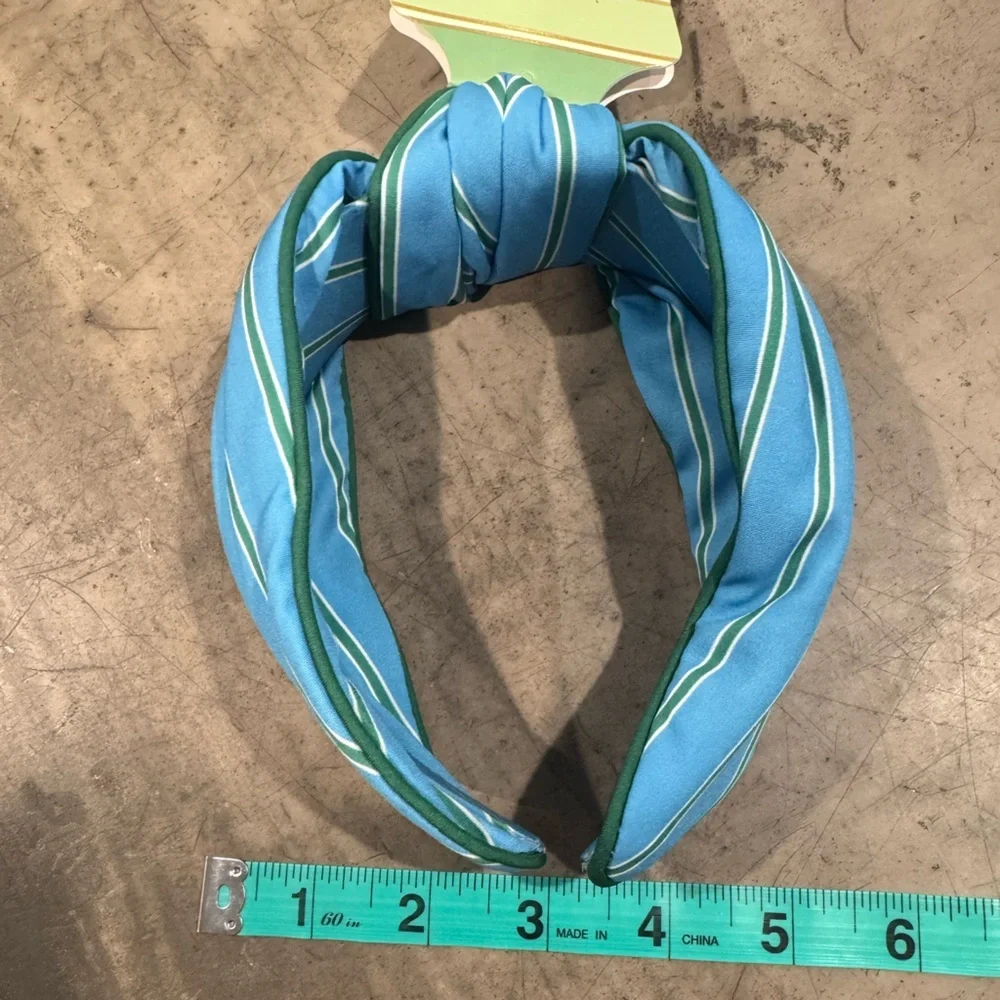Blue and Green Striped Headband with topknot! Super comfy and cute! Versatile💙💚