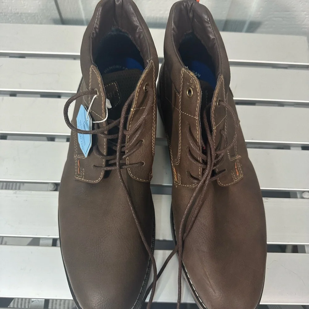 Nunn Bush DAKODA PLAIN TOE CHUKKA Size 10M NWOT