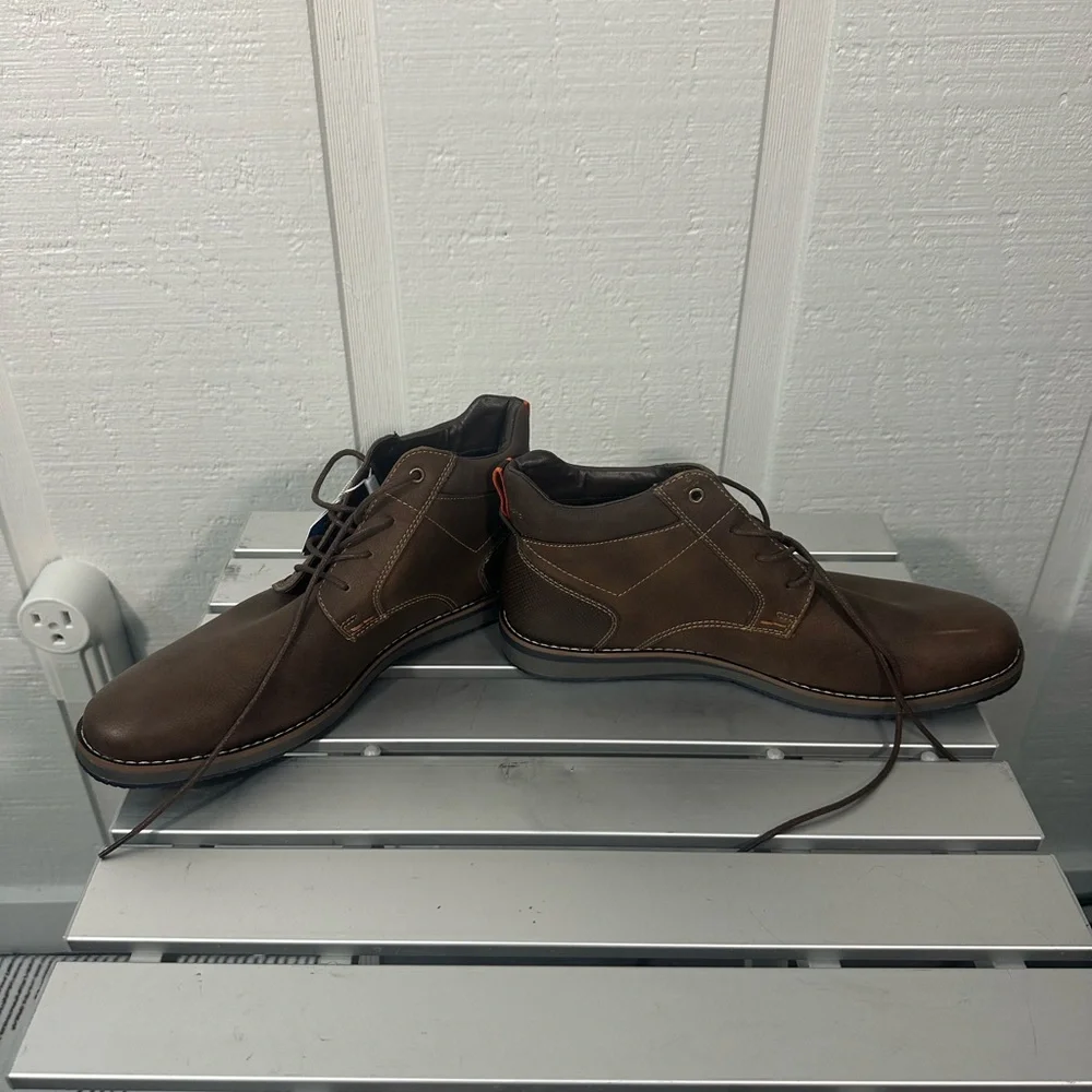 Nunn Bush DAKODA PLAIN TOE CHUKKA Size 10M NWOT