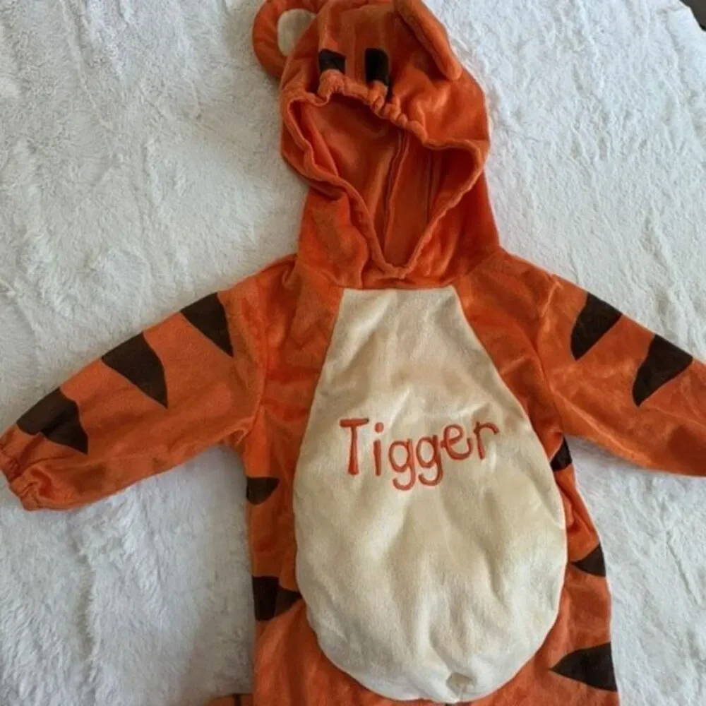 Disney Winnie The Pooh Tigger Costume Size 9-12 Months