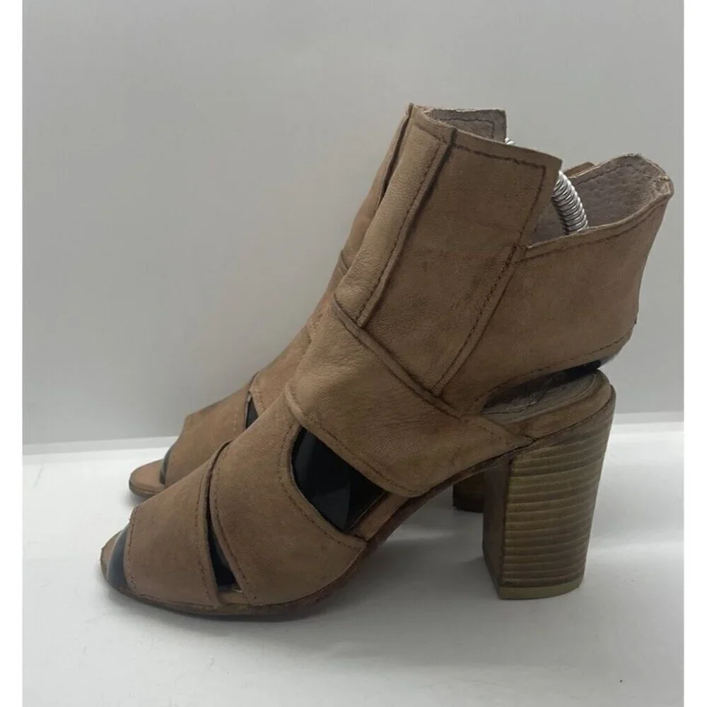Free People heel block good
