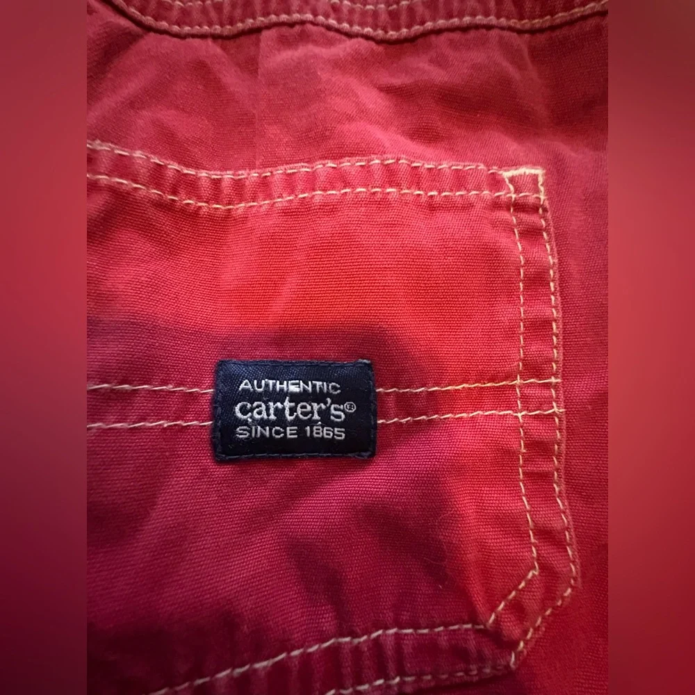 (B5) Vintage Carter's Red Denim Bear Embroidered Patch Toddler Overalls‎ 18-24 M
