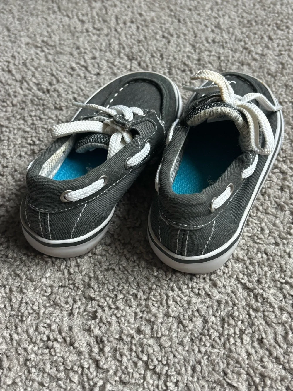 Cat & Jack Gray Canvas Kids Boat Shoes with White Laces 7