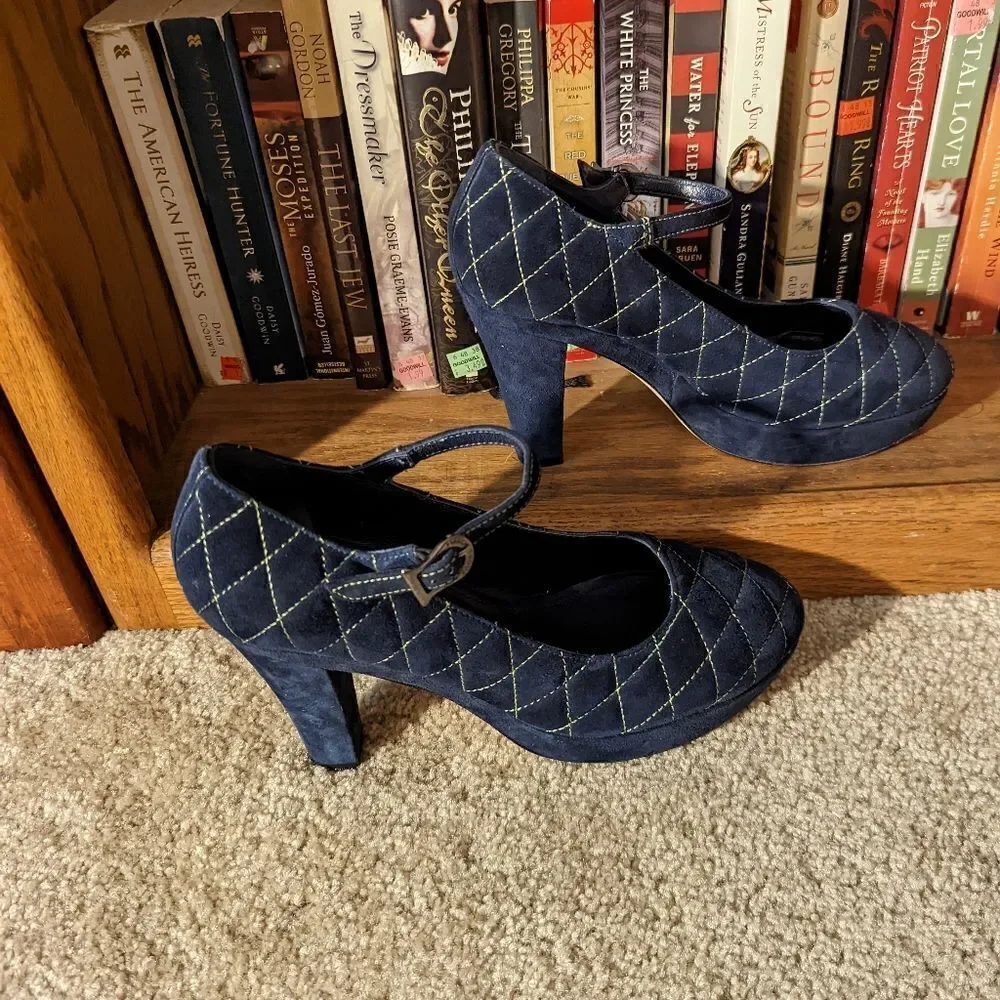 MARCHEZ Vous quilted blue suede thick heel ankle strap platform shoes sz 9.5 euc