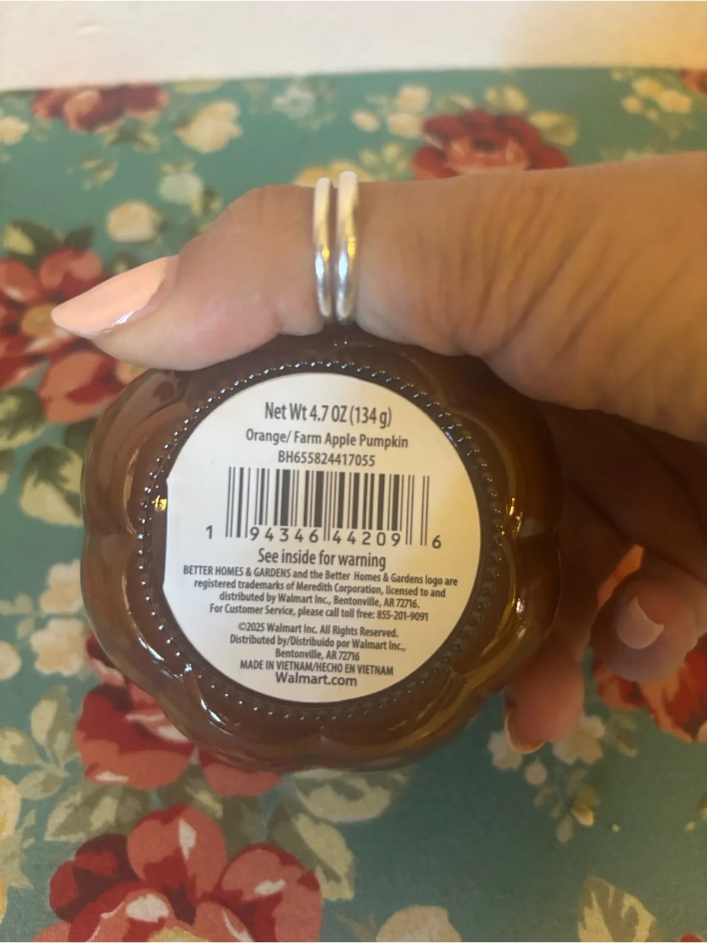 Better Homes & Gardens Pumpkin Candle, Farm Apple Pumpkin Scent