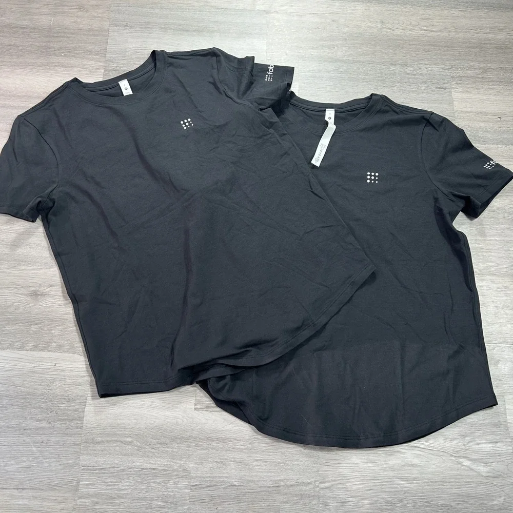 NEW Set of 2 Lululemon Shirt Womens 6 Black Crew Neck Stretch Casual Tee