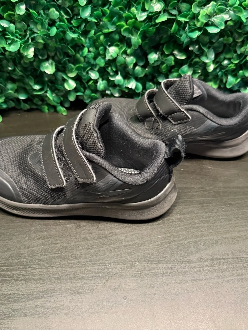 Nike Kids Black Double‑Strap Mesh Sneakers
