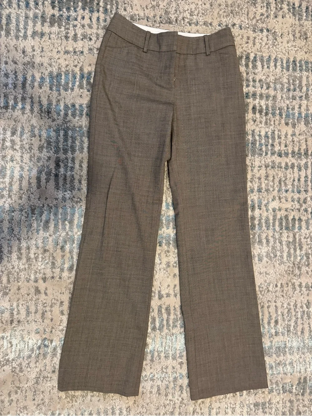 ANN TAYLOR Gray Pant Suit  Jacket is a 2 Pants are a 0