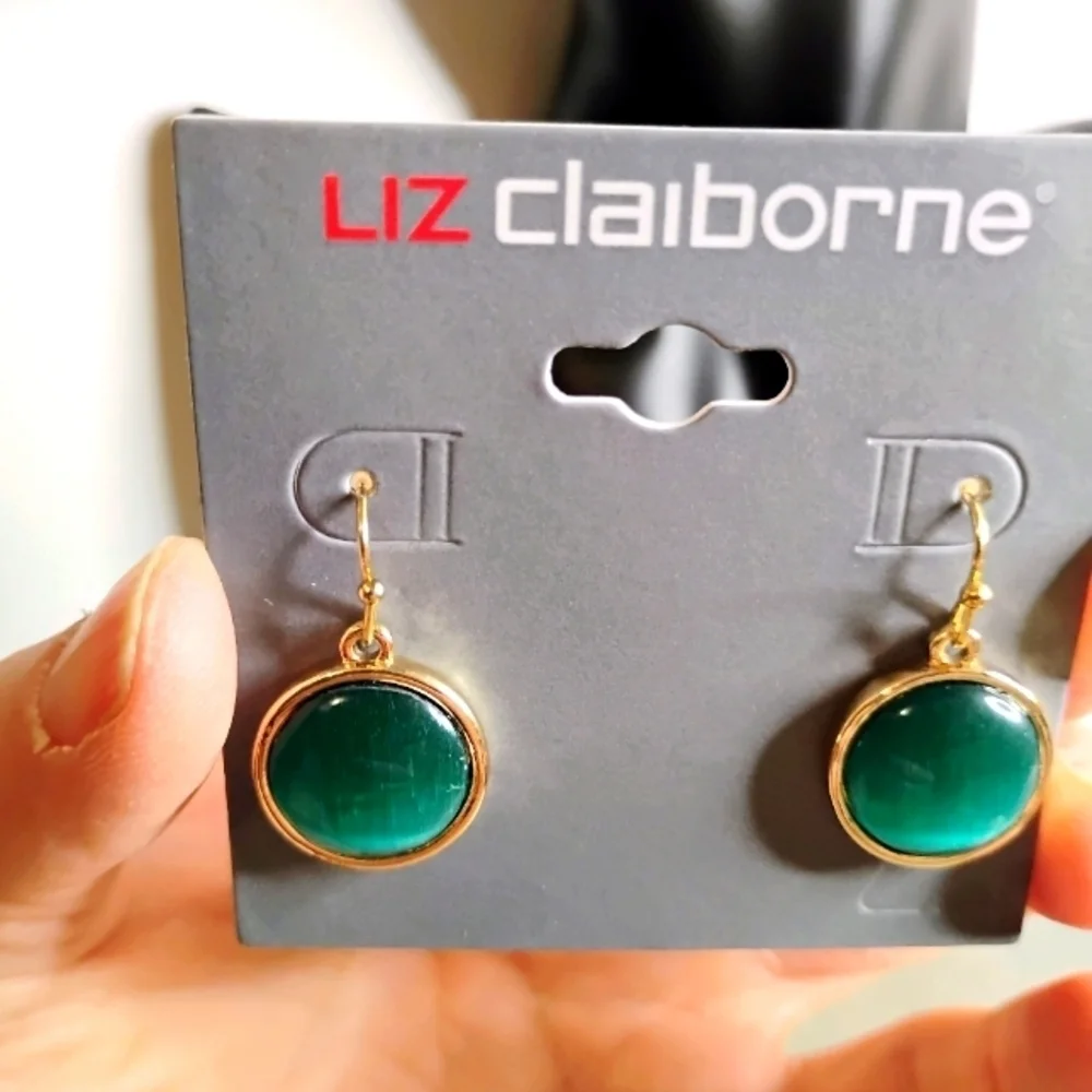 Liz Claiborne liz claiborne