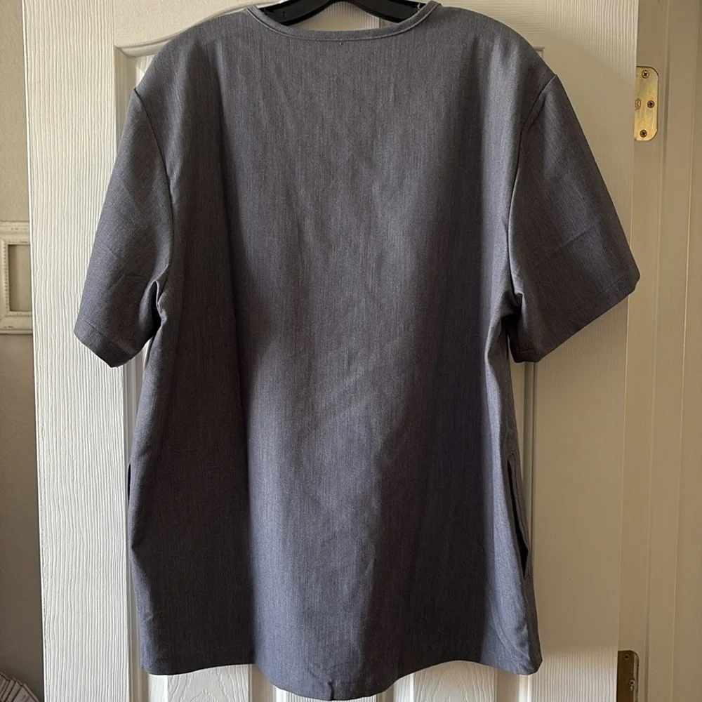 Fig EUC Catarina Gray One Front Pocket Scrub top size XL