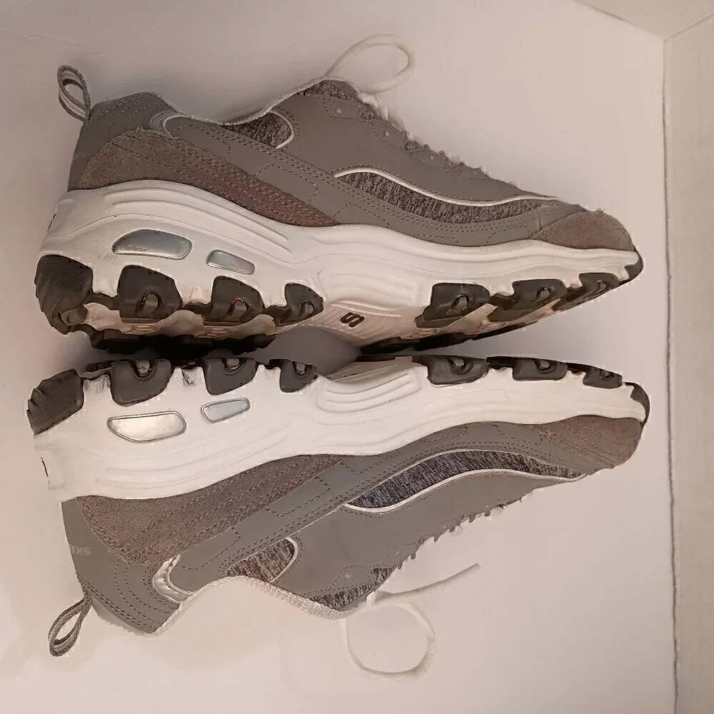 Sketchers D’Lites 11936W Air-Cooled Memory Form Sneakers