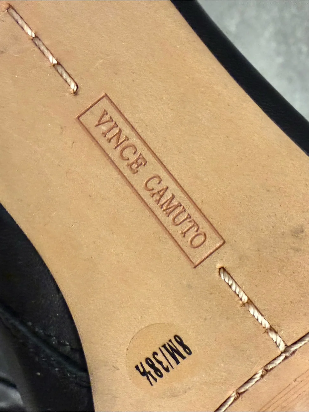 EUC Women’s Vince Camuto Bella Vita Danielle Black Leather Boot Size 8