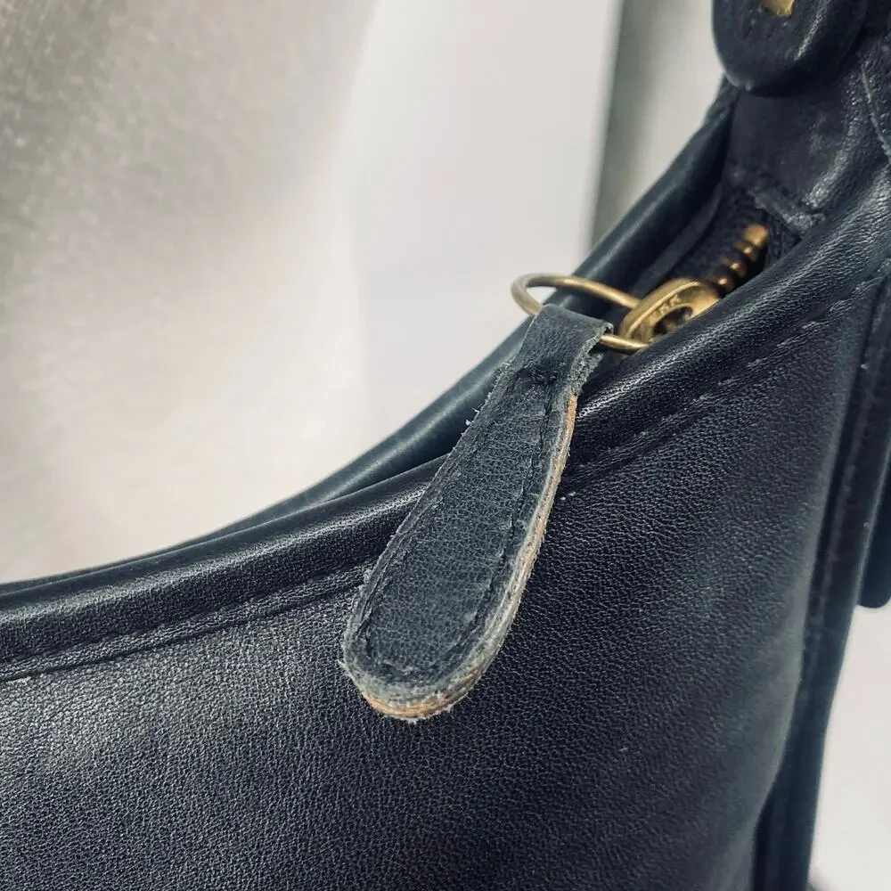 Vintage Coach Andrea Slim Hobo Shoulder Bag Zip Top 9073 Black Gold Womens