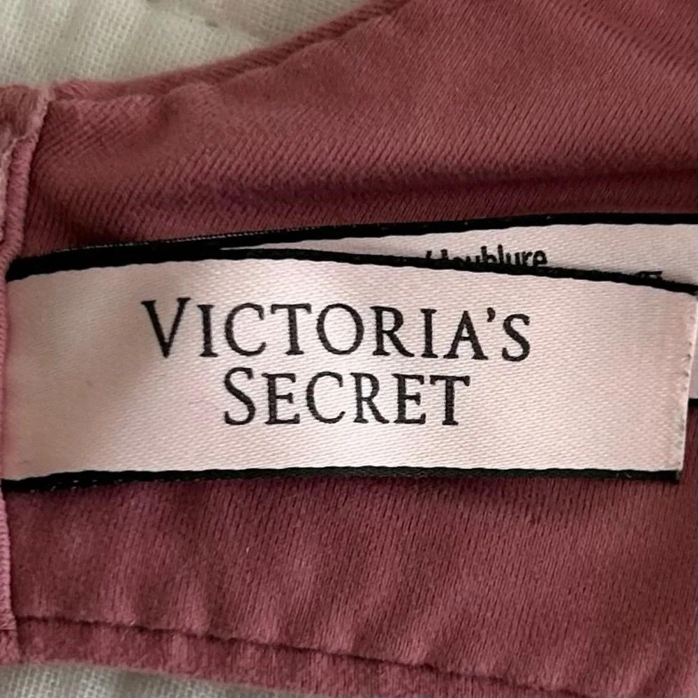 Victorias Secret cottage secret gently