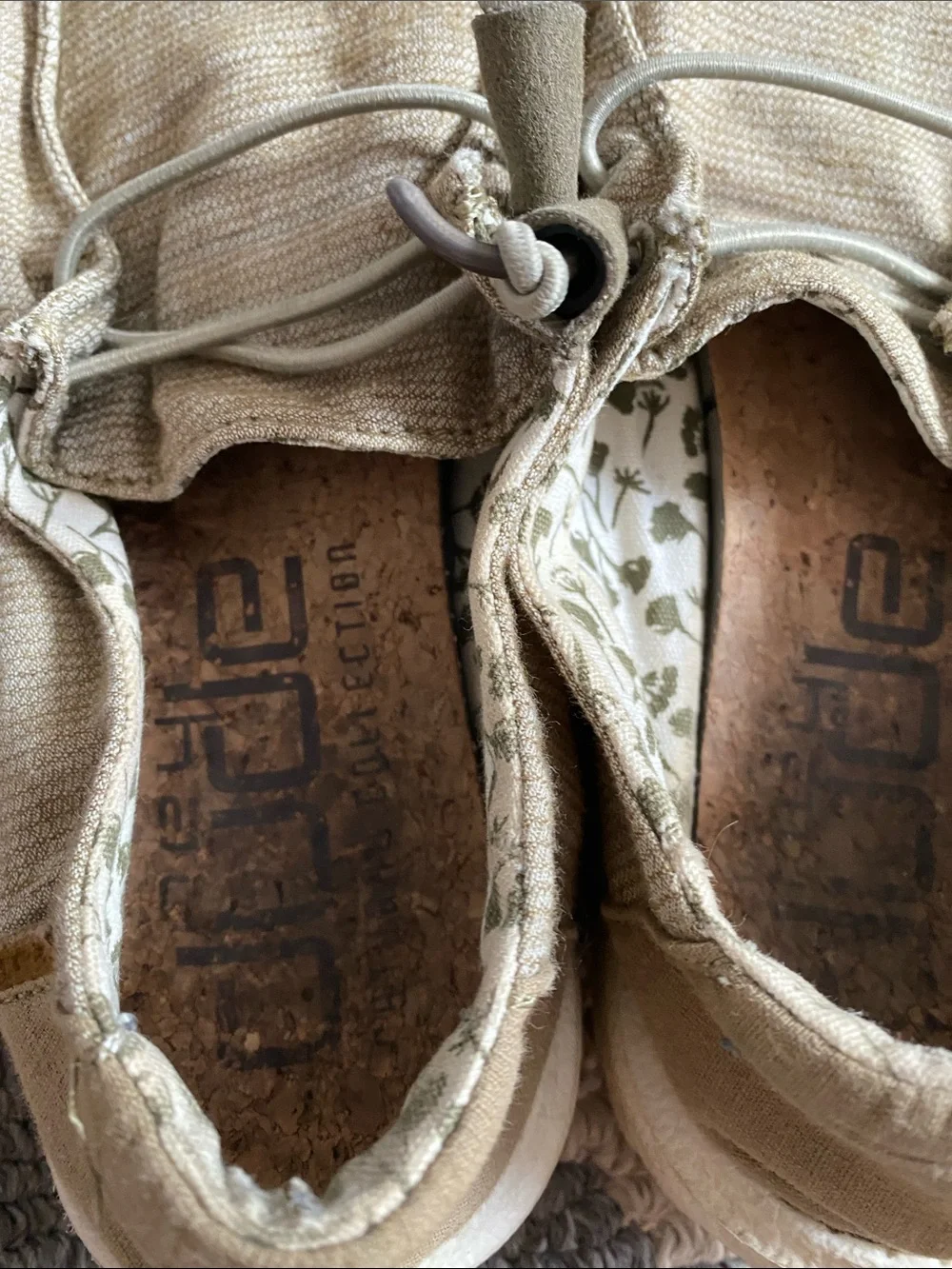 2️⃣ Pairs Hey Dude Women's Slip-On & Lace-Up Flats in Pink and Tan