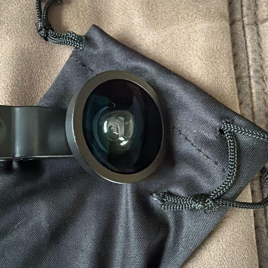 0.4x Fisheye Lens for Smartphones and Digital Cameras