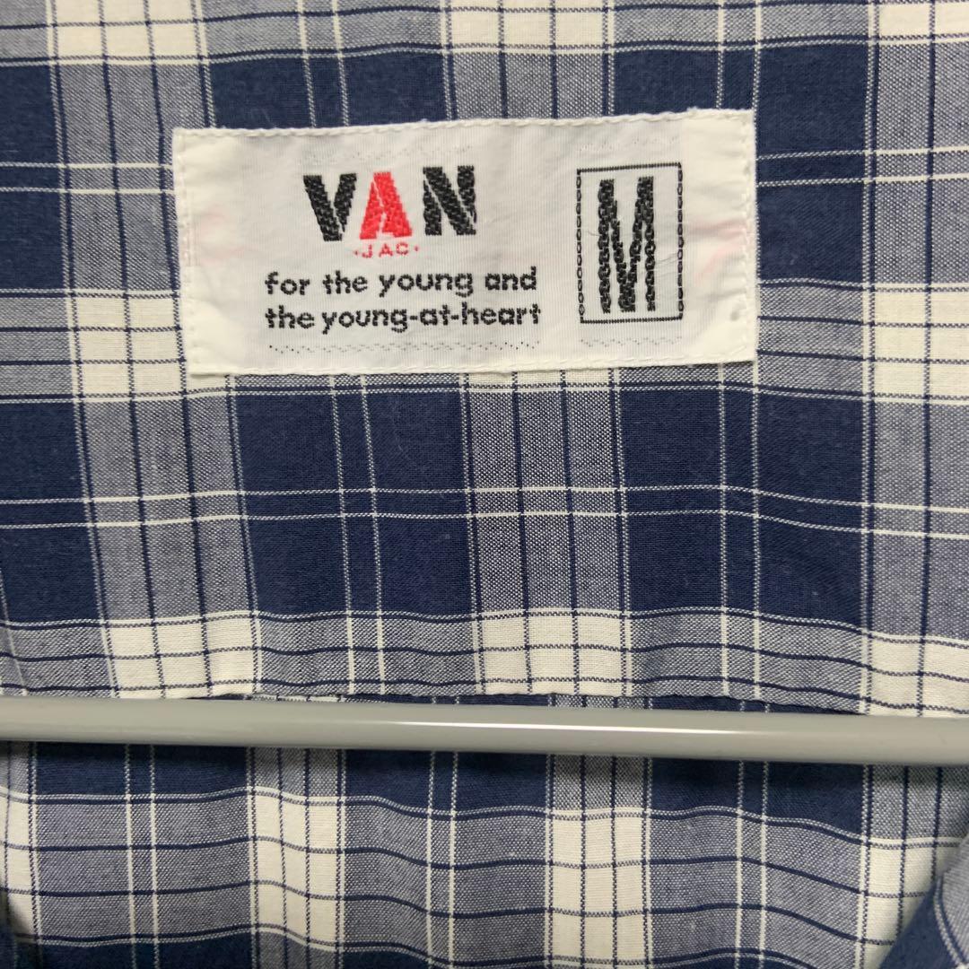 VAN Plaid Shirt, Size M, Navy/White